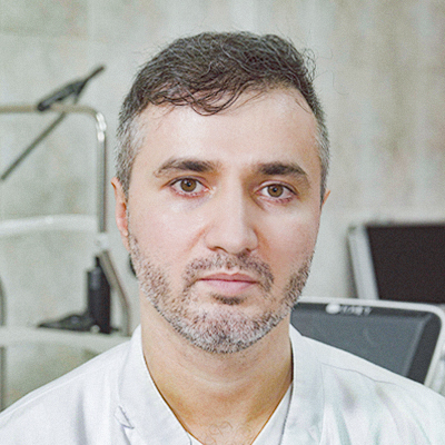 Р.В. Калиниченко, к.м.н., врач-офтальмолог Роман Владимирович Калиниченко, к.м.н., врач-офтальмолог